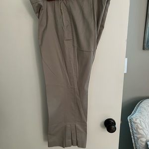 Akris cropped pants with pleated hem